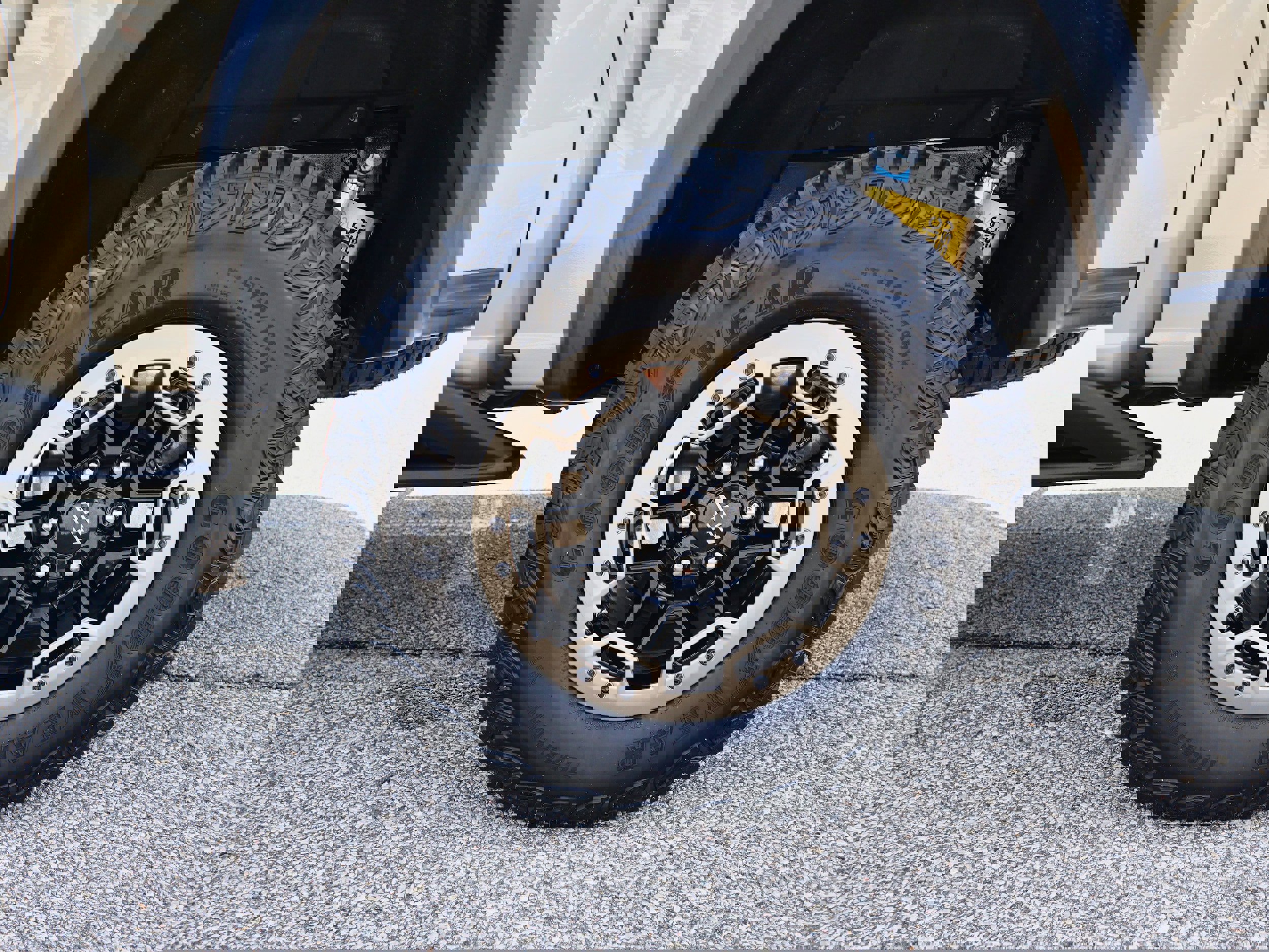 Used 2023 Chevrolet Colorado ZR2 w/ Desert Boss Special Edition image 32