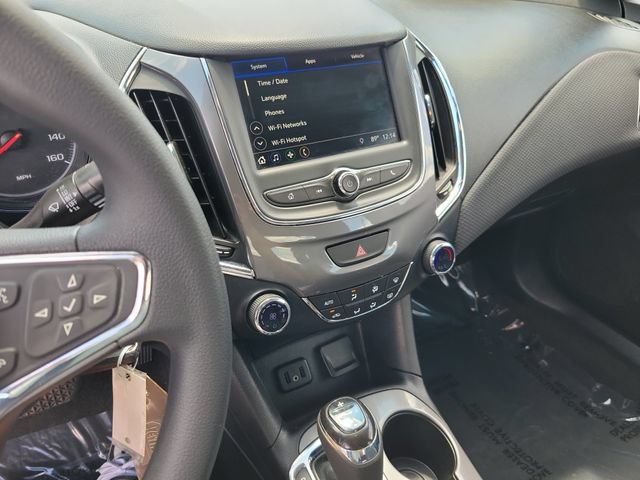 Used 2019 Chevrolet Cruze LT FWD image 28