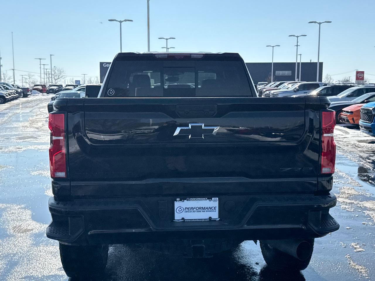 Used 2025 Chevrolet Silverado 2500 ZR2 w/ Technology Package image 4