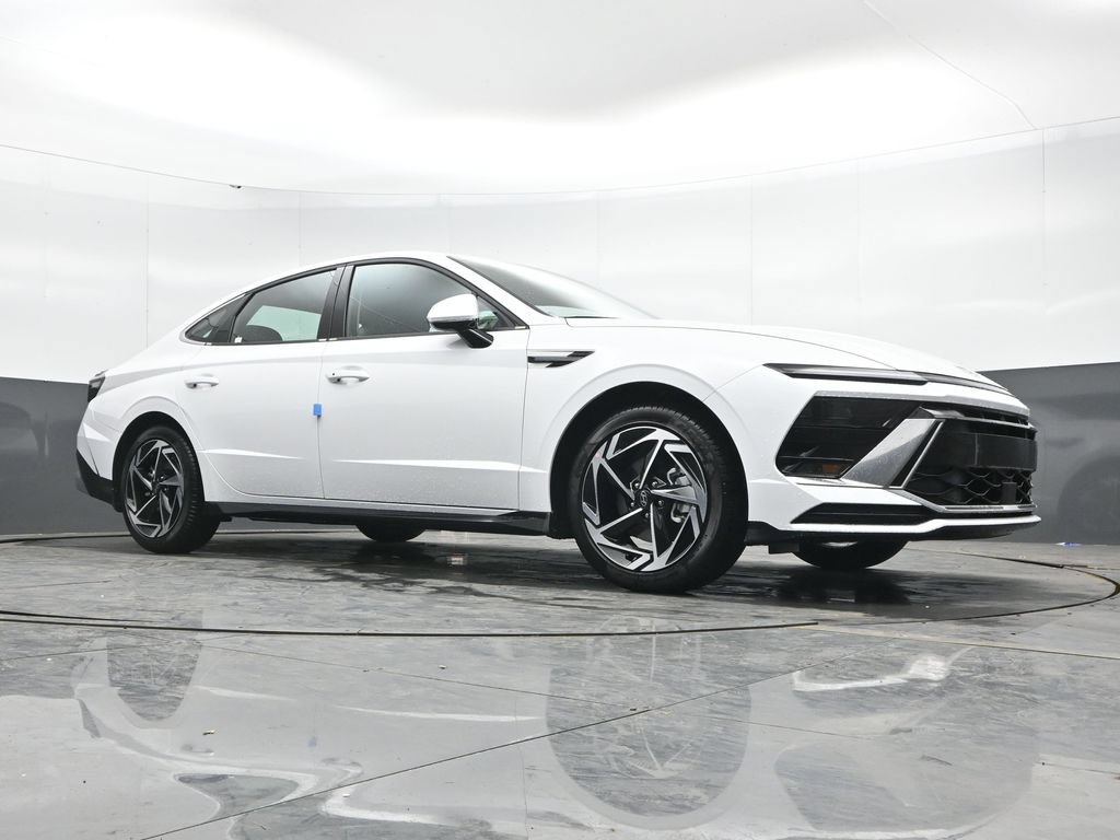 New 2026 Hyundai Sonata SEL FWD image 24