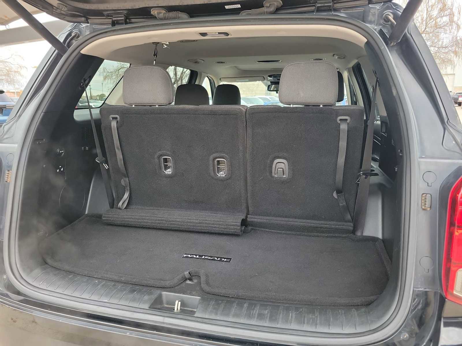 Used 2021 Hyundai Palisade SEL w/ Convenience Package image 19