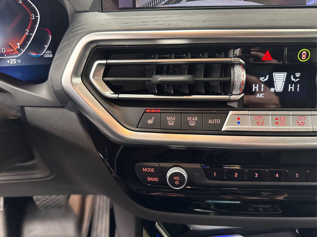 Used 2024 BMW X3 xDrive30i w/ Premium Package w/ZPA image 34