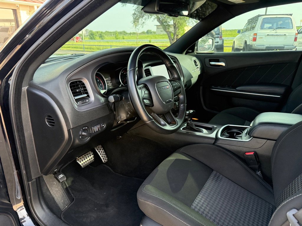 Used 2023 Dodge Charger R/T RWD image 6