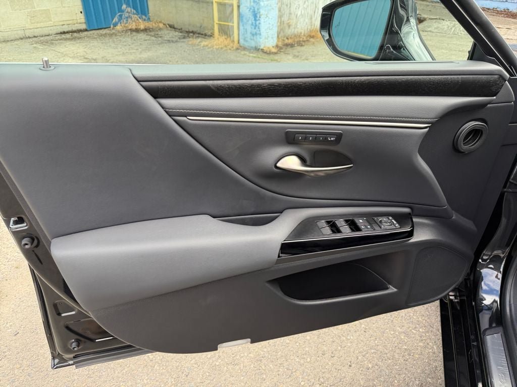 Used 2023 Lexus ES 250 w/ Premium Package AWD/4WD image 20