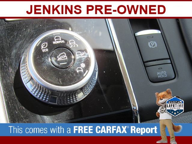 Used 2023 Mitsubishi Outlander SE image 30