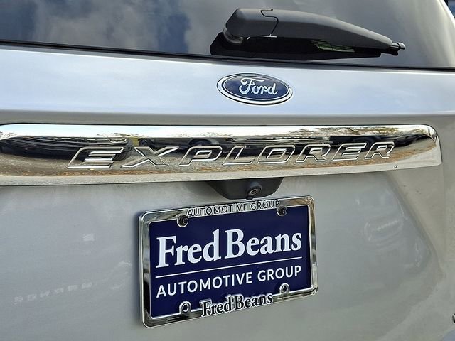 Certified 2020 Ford Explorer XLT w/ Equipment Group 202A image 32