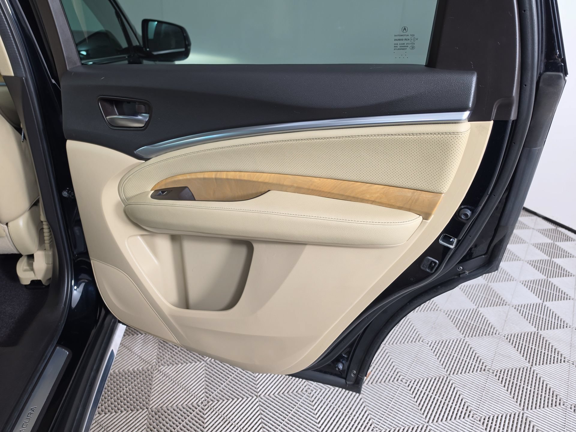 Used 2019 Acura MDX w/ Technology Package FWD image 42
