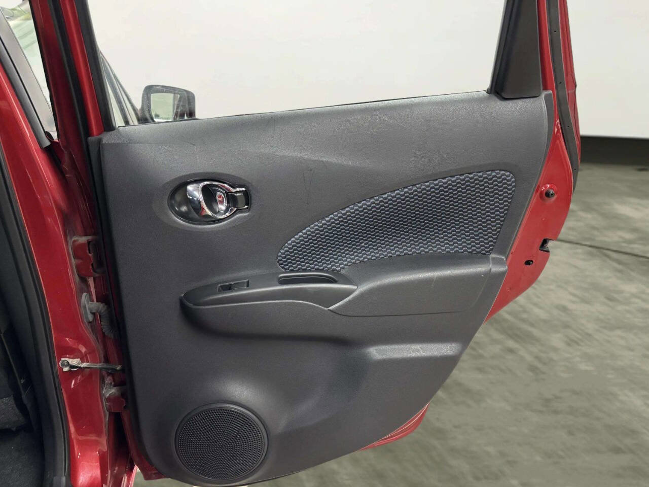 Used 2015 Nissan Versa Note SV image 16