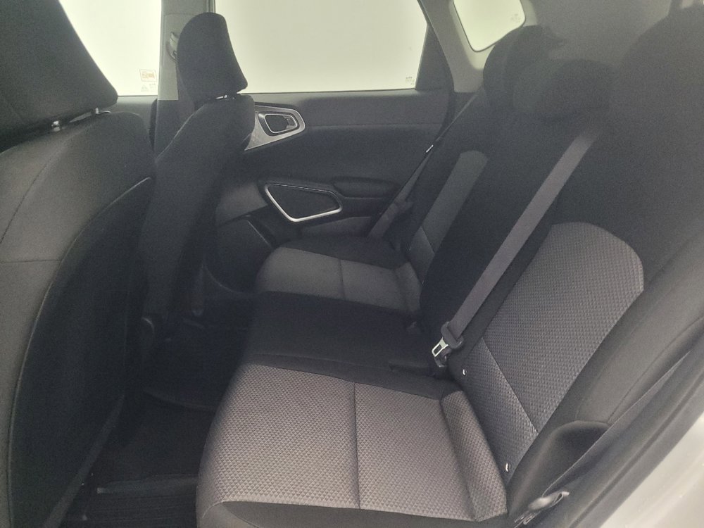 Used 2021 Kia Soul LX FWD image 18