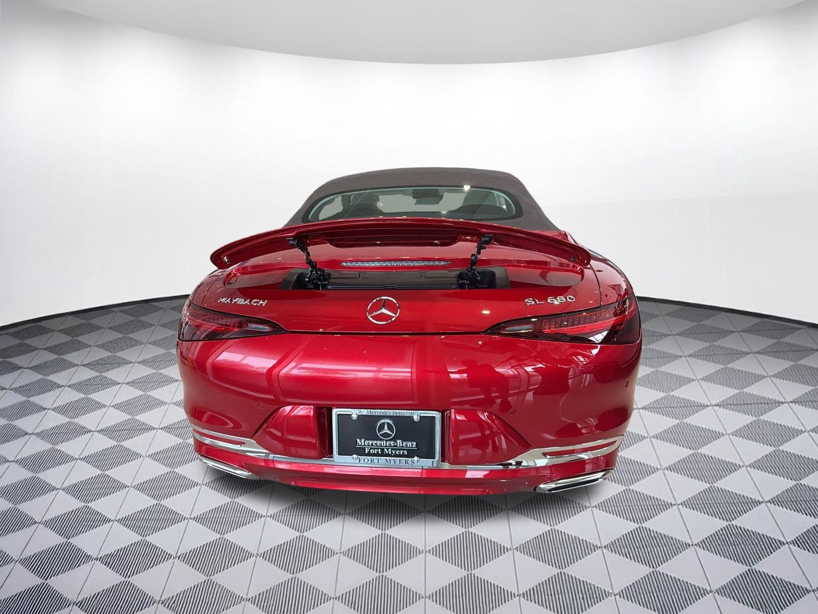 New 2027 Mercedes-Benz Maybach SL 680 image 9