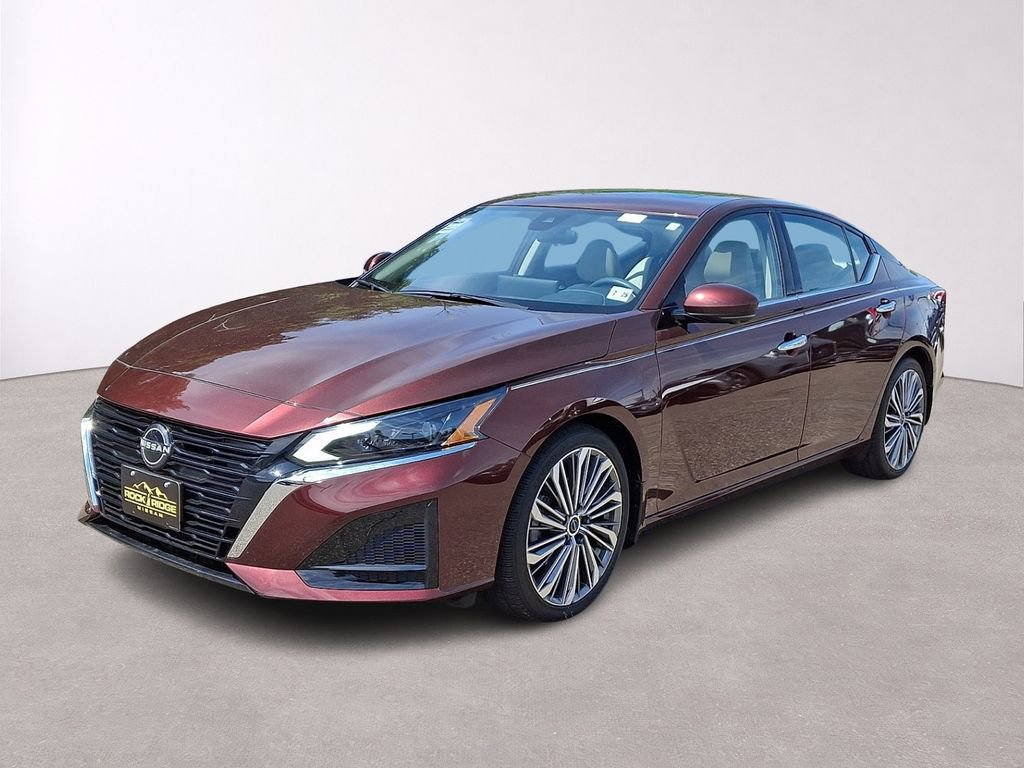 Used 2023 Nissan Altima 2.5 SL FWD image 3