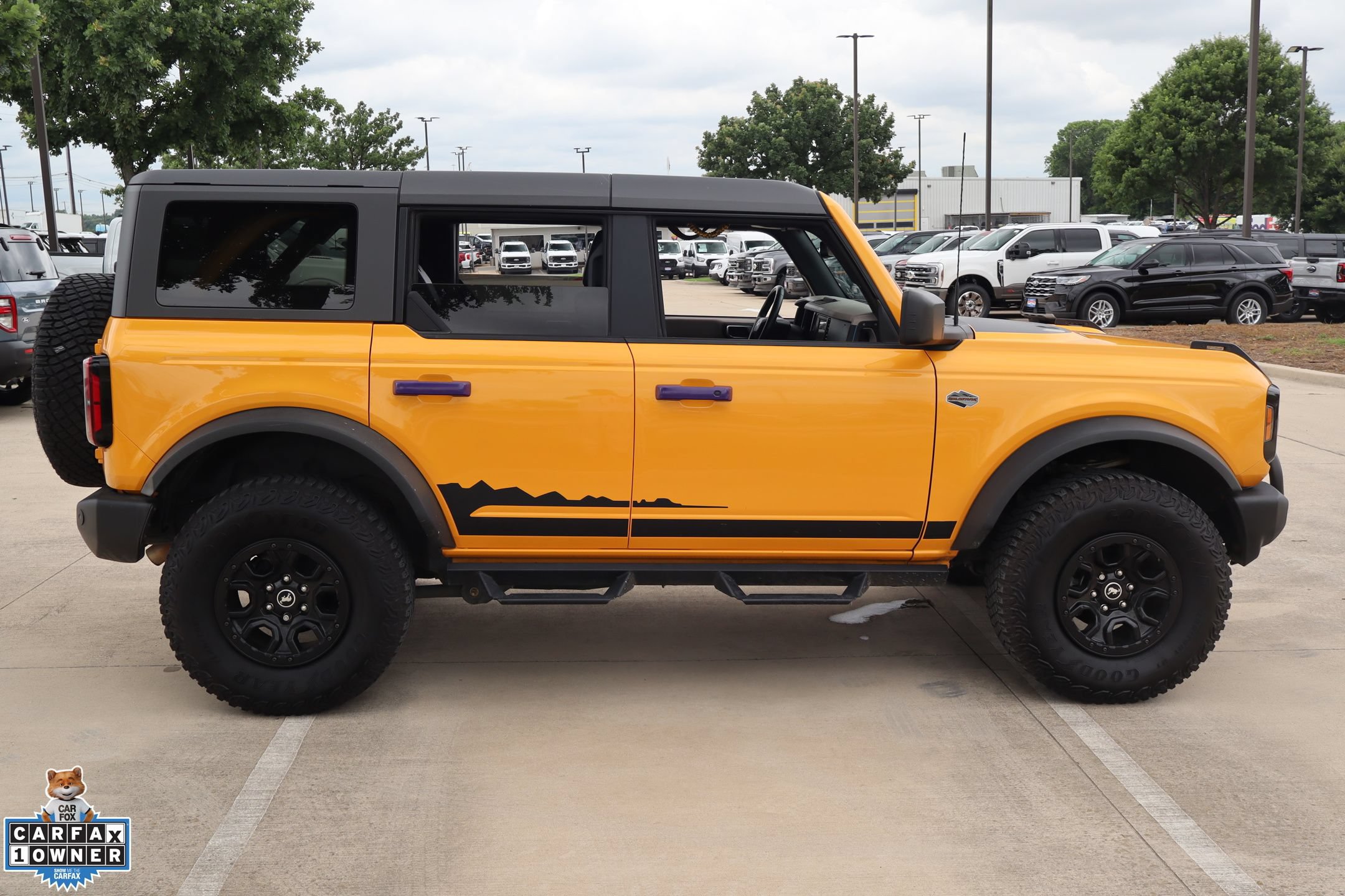 Used 2022 Ford Bronco Wildtrak AWD/4WD image 2