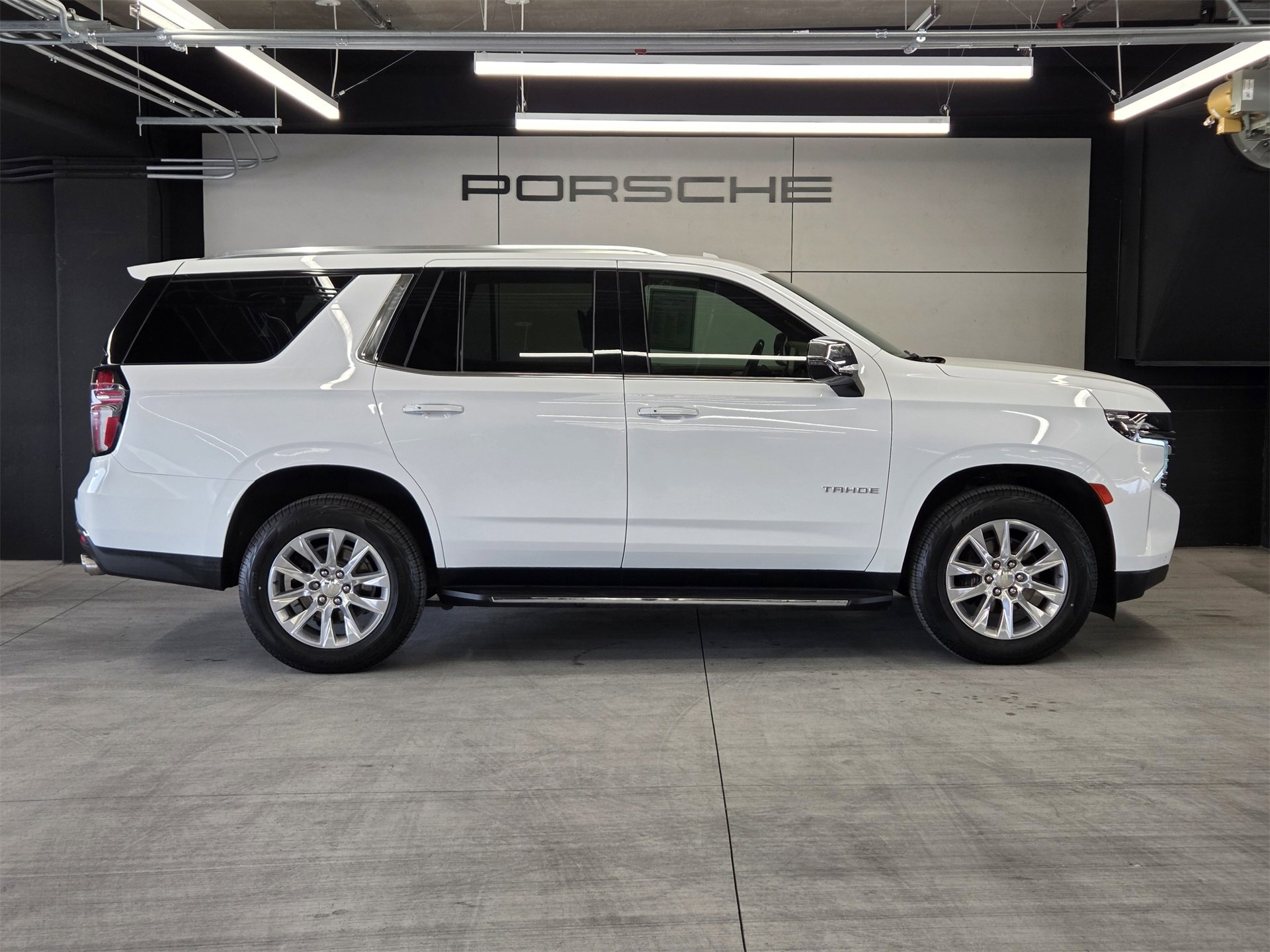 Used 2021 Chevrolet Tahoe Premier image 30