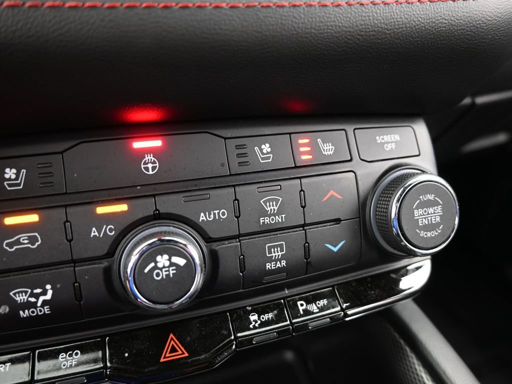 Used 2023 Dodge Durango GT image 27