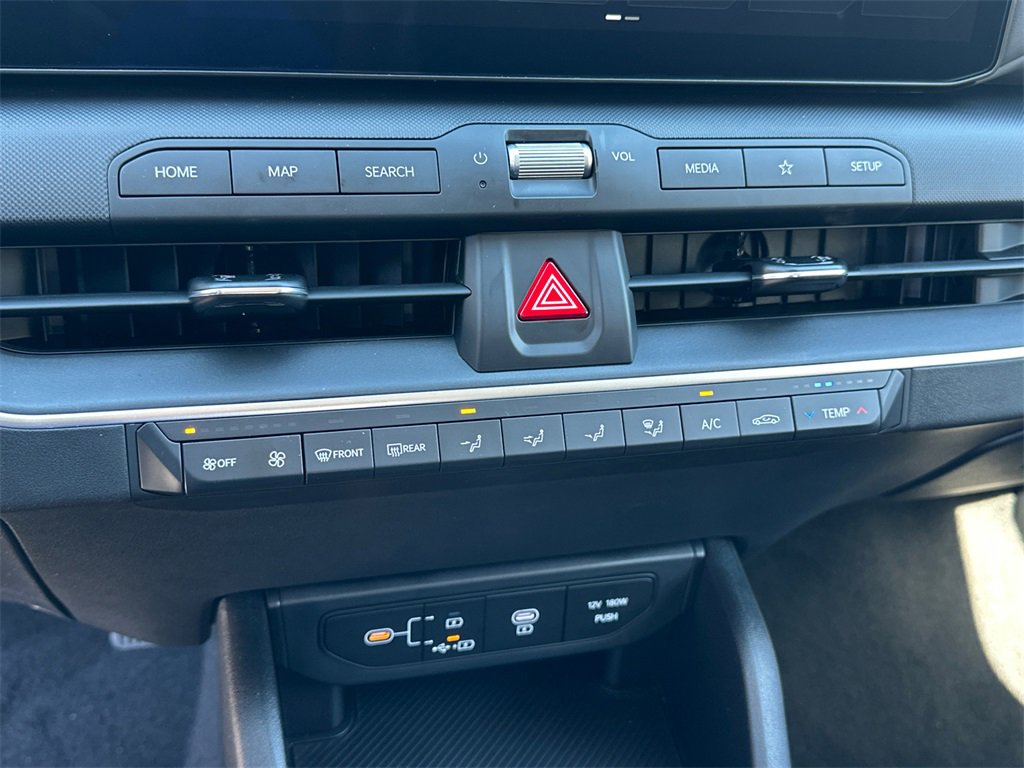 New 2025 Kia K4 LX image 20