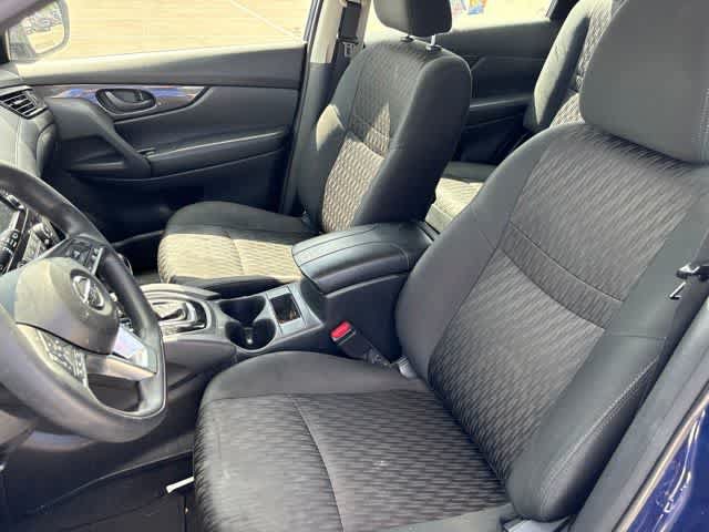 Used 2019 Nissan Rogue S FWD image 11