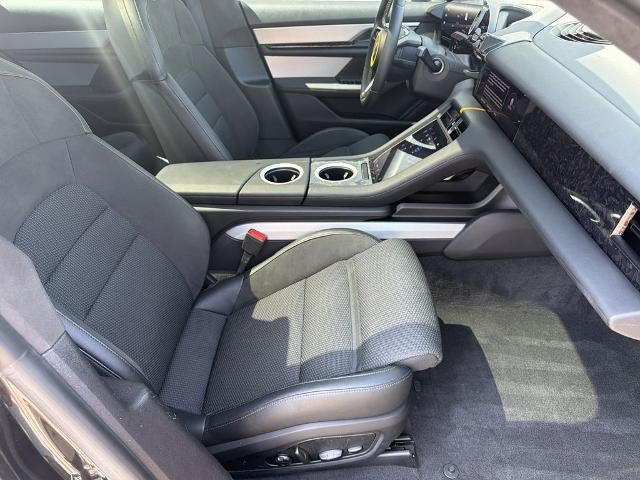 Used 2021 Porsche Taycan 4S AWD/4WD image 13