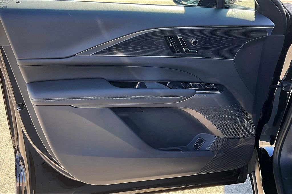 New 2026 Cadillac Lyriq Sport image 11