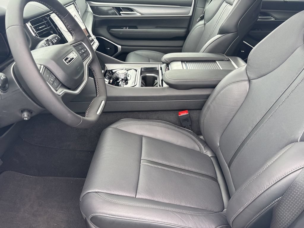 New 2026 Jeep Grand Wagoneer Limited AWD/4WD image 19