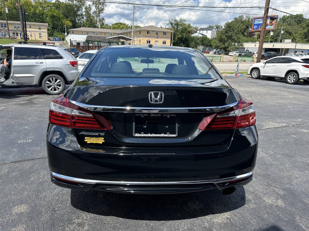 Used 2016 Honda Accord EX-L image 10