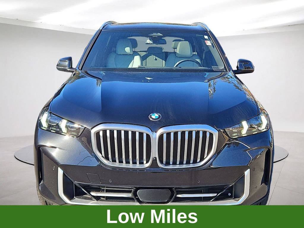 Used 2024 BMW X5 sDrive40i w/ Parking Assistance Package video 2