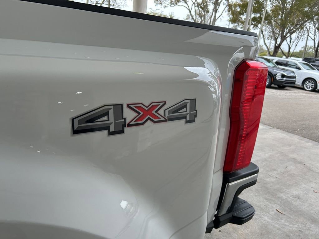 Used 2025 Ford F350 XLT image 18