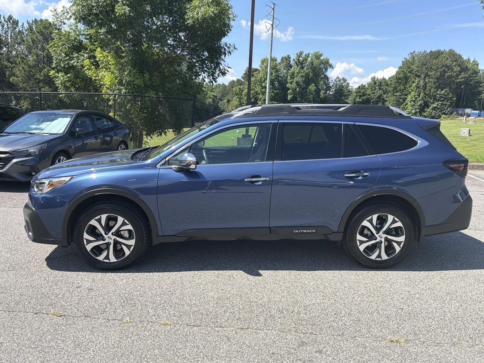 Certified 2021 Subaru Outback Touring w/ Popular Package #2 AWD/4WD image 4