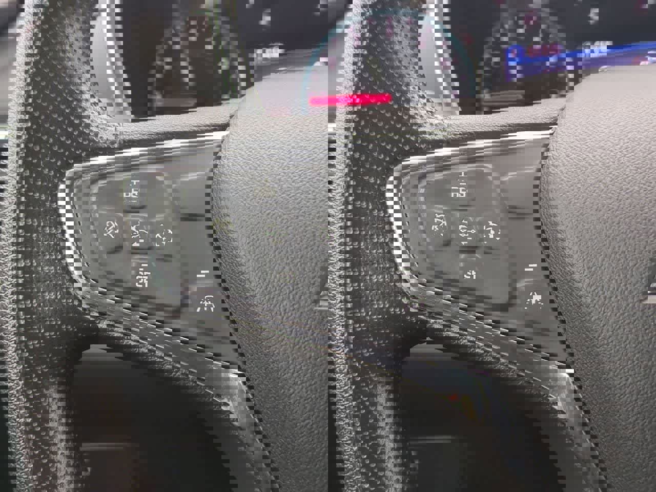 Used 2020 Chevrolet Equinox LT image 22