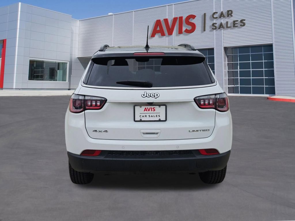 Used 2025 Jeep Compass Limited image 5