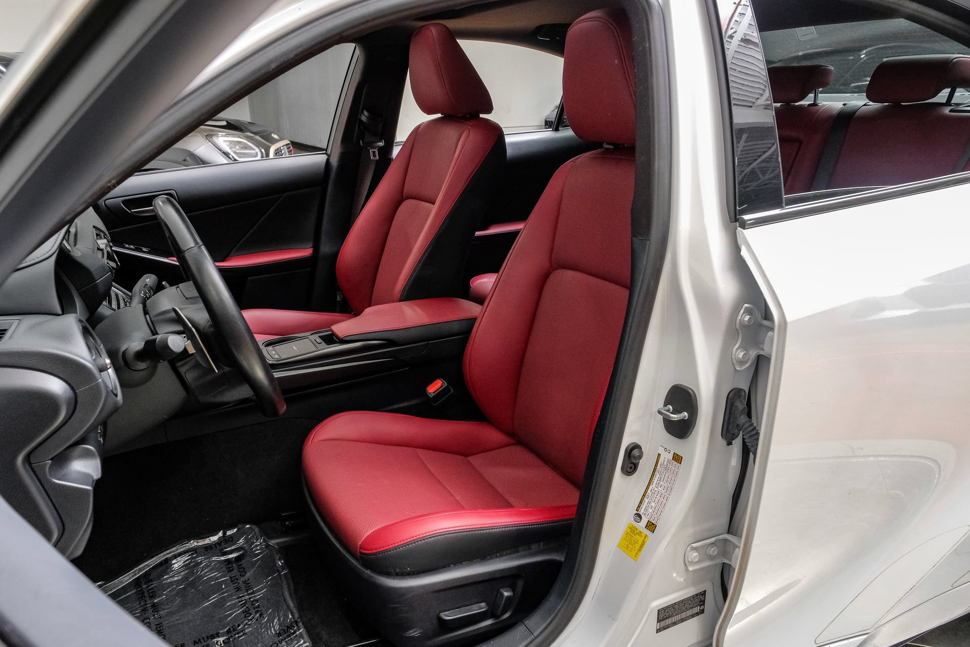 Used 2025 Lexus IS 350 F Sport RWD image 34