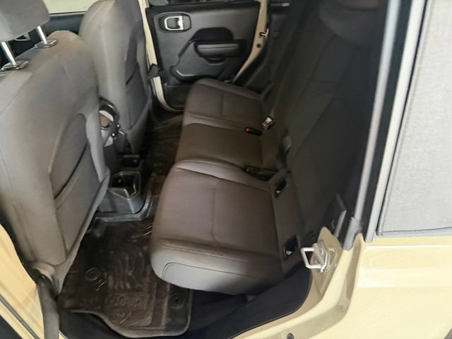 Used 2022 Jeep Gladiator Sport AWD/4WD image 40