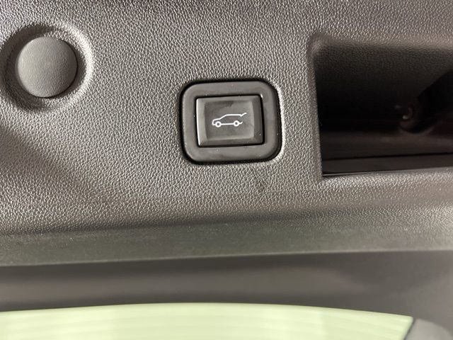 Used 2023 Chevrolet Equinox LT image 50