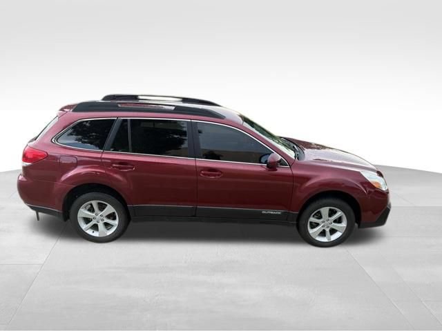 Used 2013 Subaru Outback 2.5i Premium AWD/4WD image 2