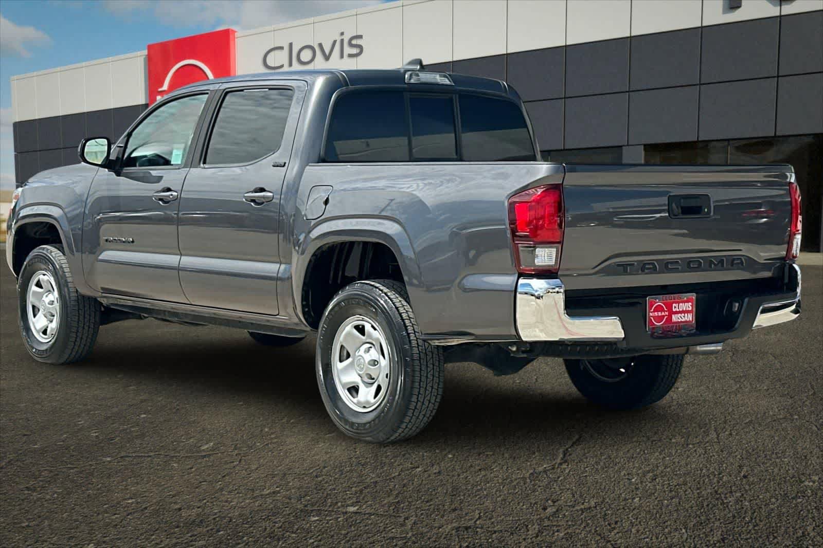 Used 2021 Toyota Tacoma SR5 RWD image 7