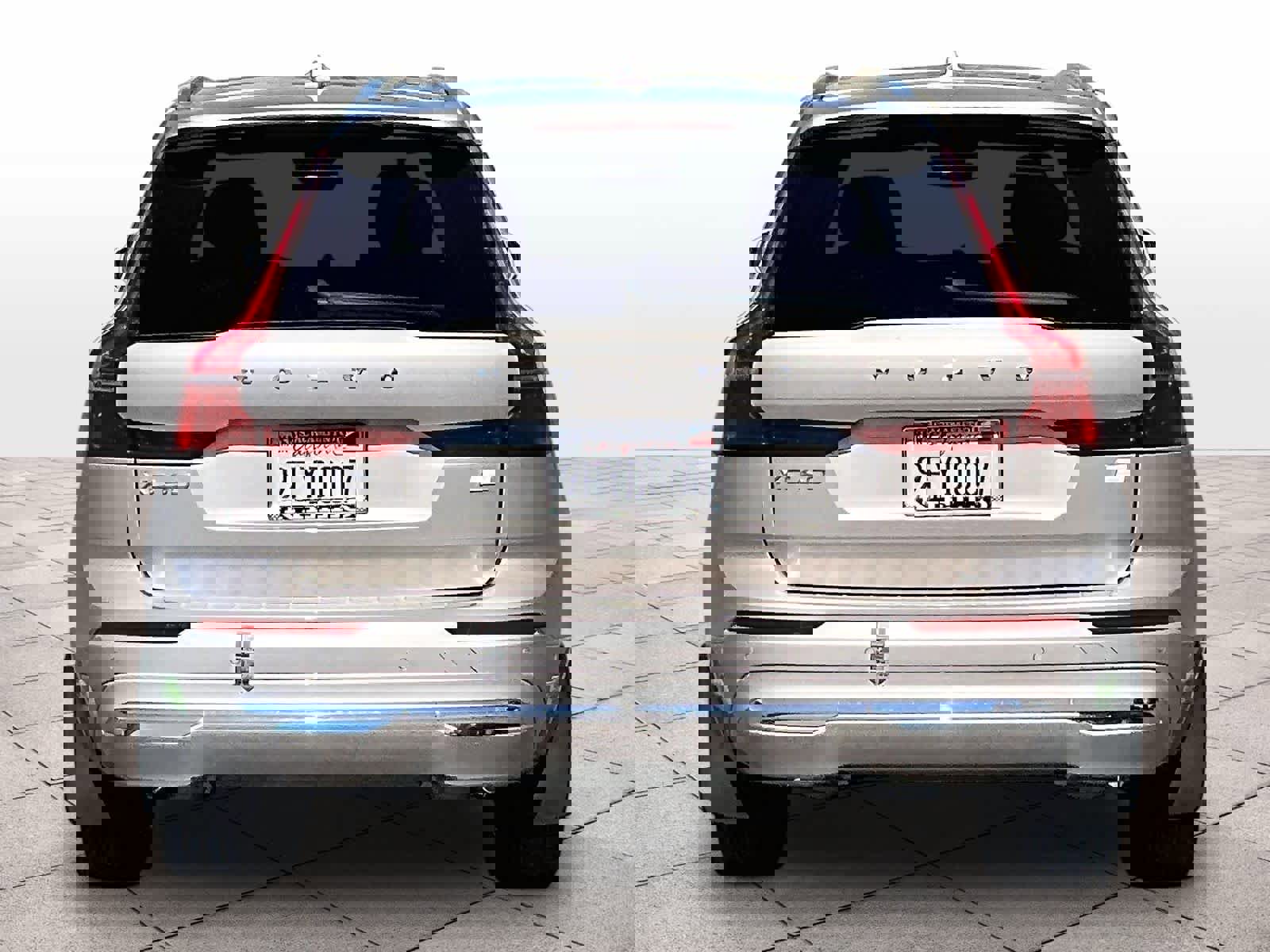 Used 2023 Volvo XC60 T8 Ultimate AWD/4WD image 6