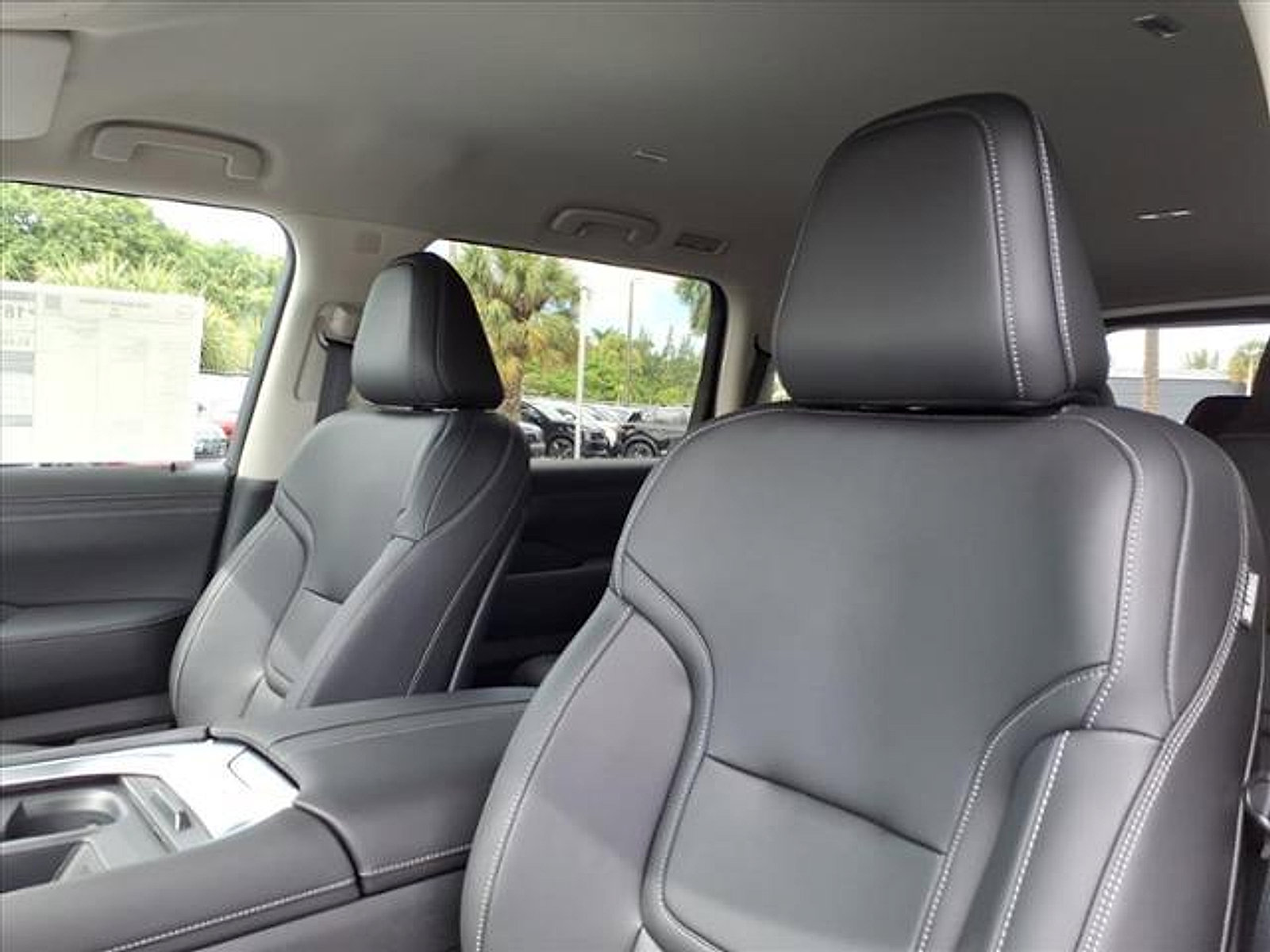 New 2026 Nissan Armada SV image 14