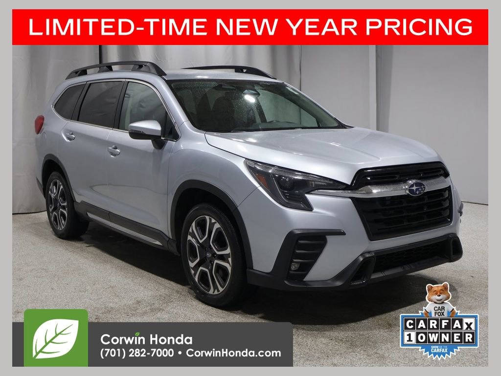 Used 2023 Subaru Ascent Limited image 1