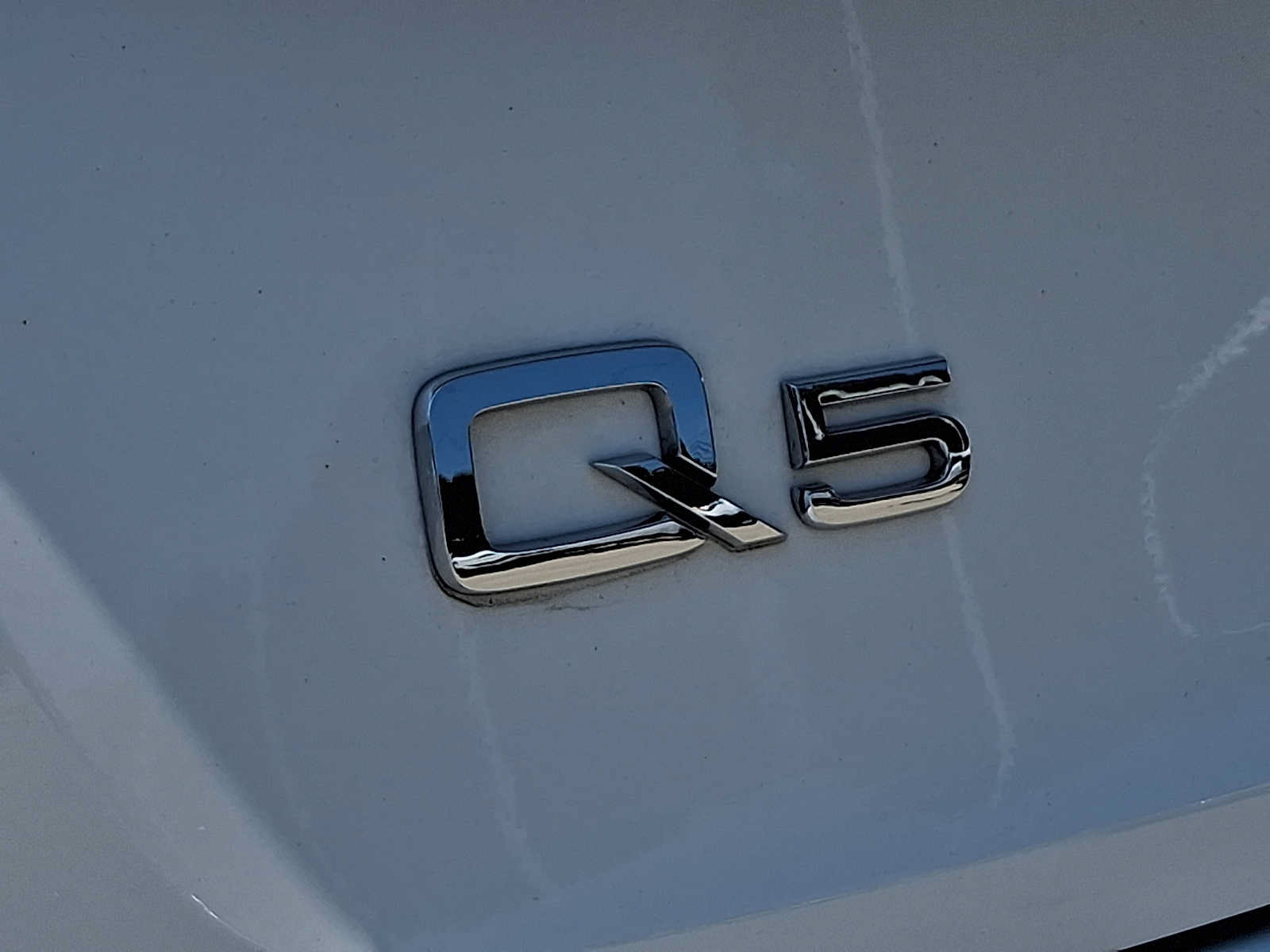 Used 2022 Audi Q5 2.0T Premium Plus w/ Premium Plus Package AWD/4WD image 37