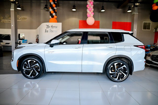 Used 2023 Mitsubishi Outlander SEL 40th Anniversary image 9