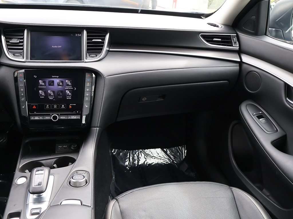 Used 2023 INFINITI QX50 Luxe image 40