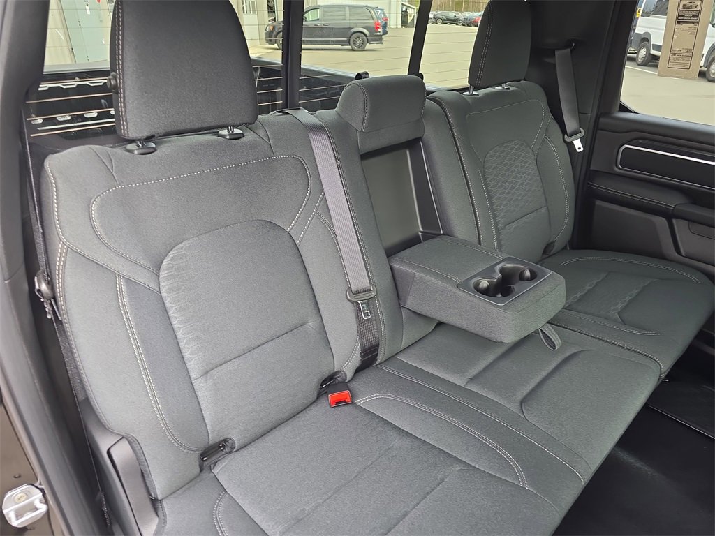New 2026 RAM 1500 4x4 Crew Cab image 11
