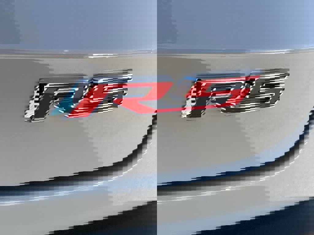 New 2026 Chevrolet Trax RS w/ Sunroof Package image 6