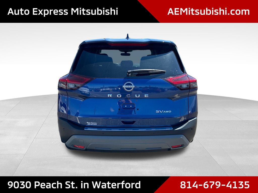Used 2023 Nissan Rogue SV AWD/4WD image 6