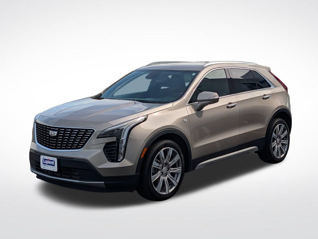 Used 2022 Cadillac XT4 Premium Luxury w/ Enhanced Visibility Package FWD image 11