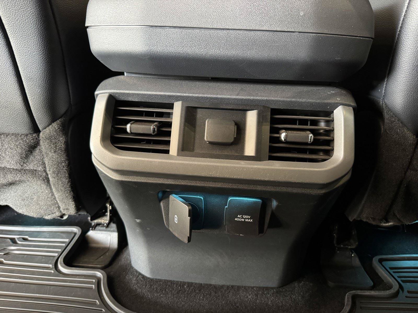 Used 2024 Ford F150 Lariat w/ Tow/Haul Package AWD/4WD image 35