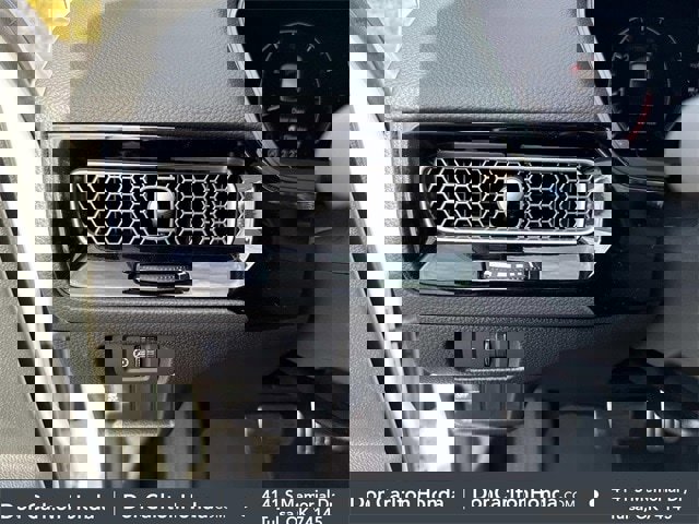 Certified 2025 Honda Civic Sport image 15