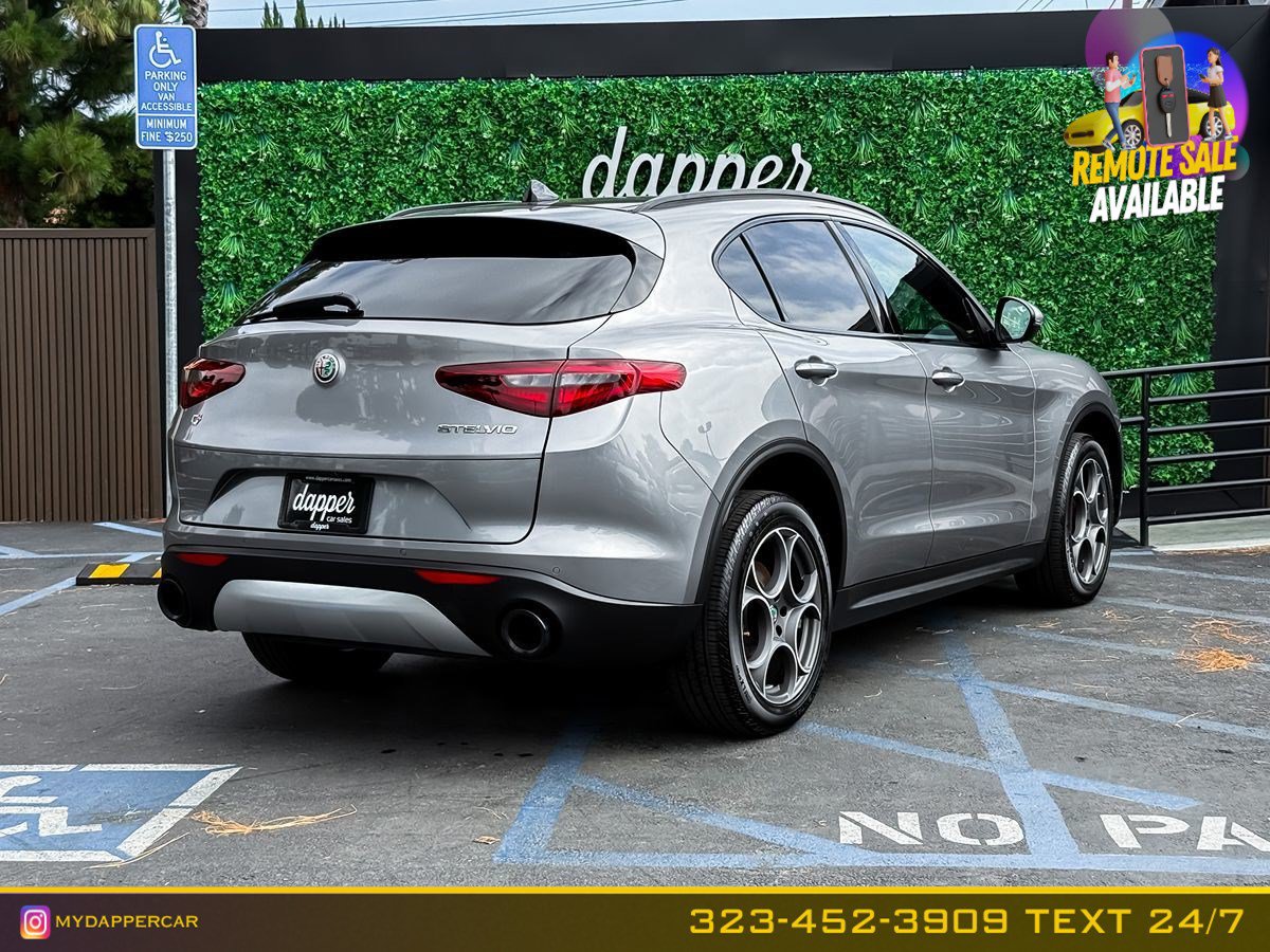 Used 2018 Alfa Romeo Stelvio Ti Sport AWD/4WD image 5