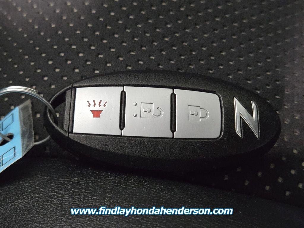 Used 2014 Nissan 370Z Touring w/ Sport Package RWD image 32
