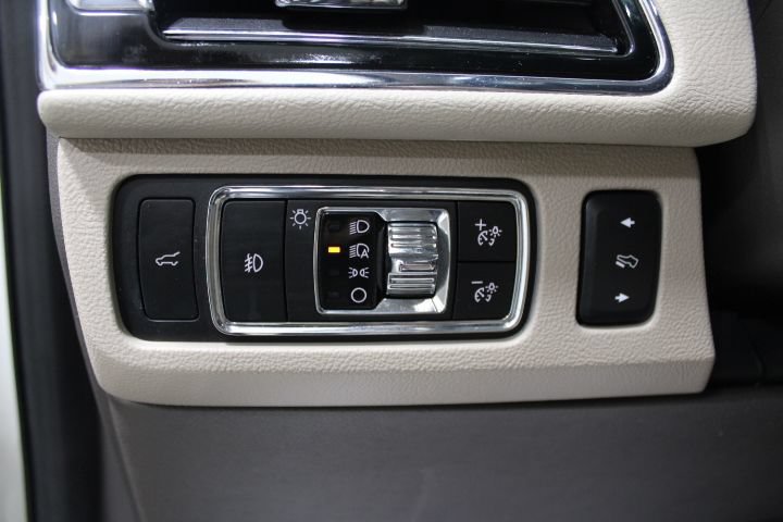 Used 2022 Lincoln Navigator L Reserve AWD/4WD image 46