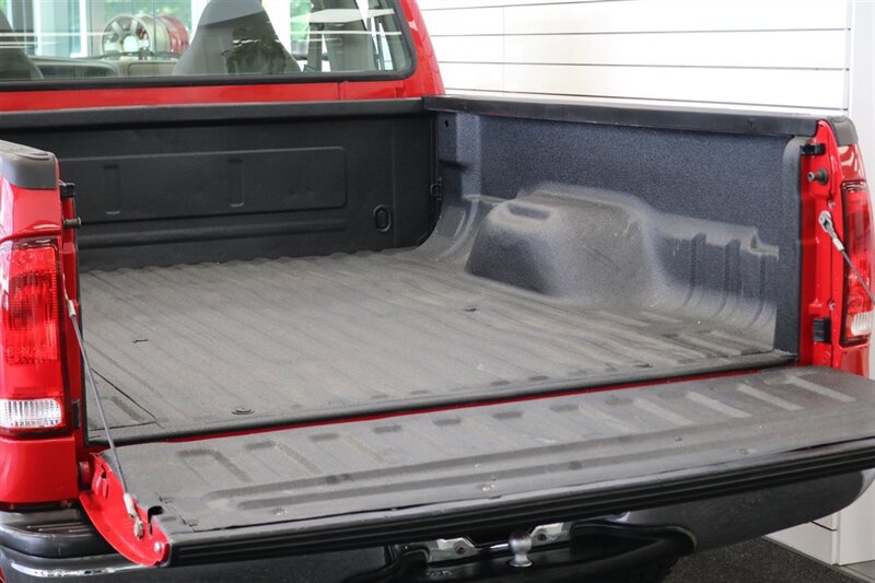 Used 1999 Ford F250 XLT AWD/4WD image 48